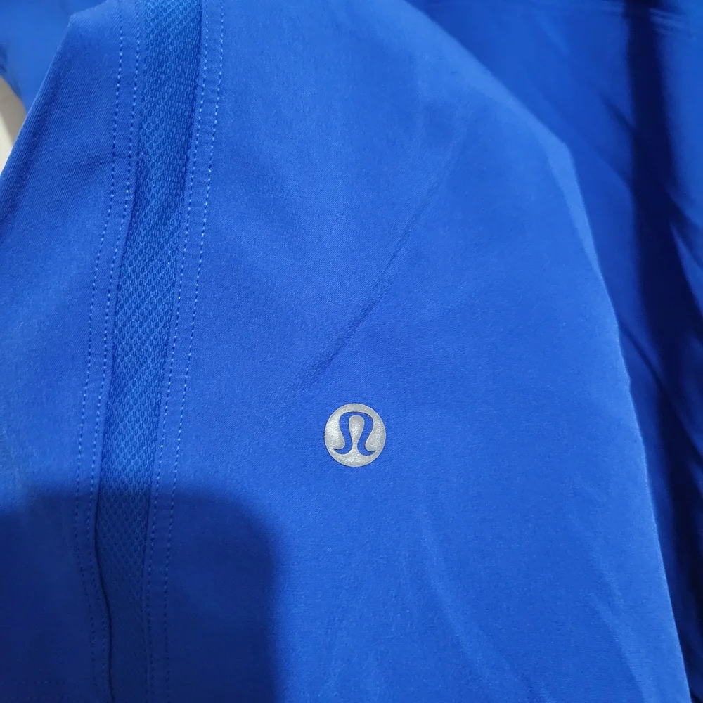 Lululemon Athletica Vibrant Blue Men's Athletic Shorts - Picture 2 of 4